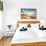 Prora - Exklusive Maisonette Wohnung in den Duenen mit Balkon, Terrasse und Waschmaschine - HAPPY