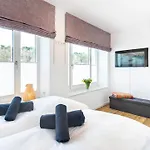 Prora - Wohnung Mit Terrasse Und Waschmaschine - Happy 아파트 빈츠