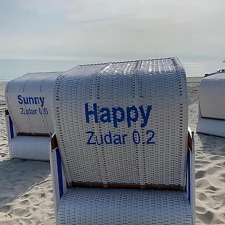 Prora - Happy ビンツ